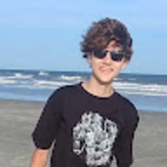 Meet your Posher, Tyler - Picture 1 of 1